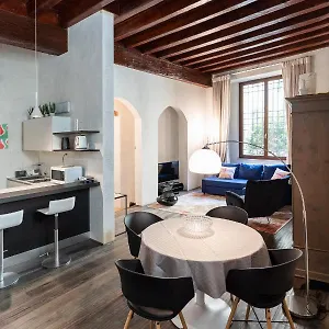 Rosa Luxury Verona