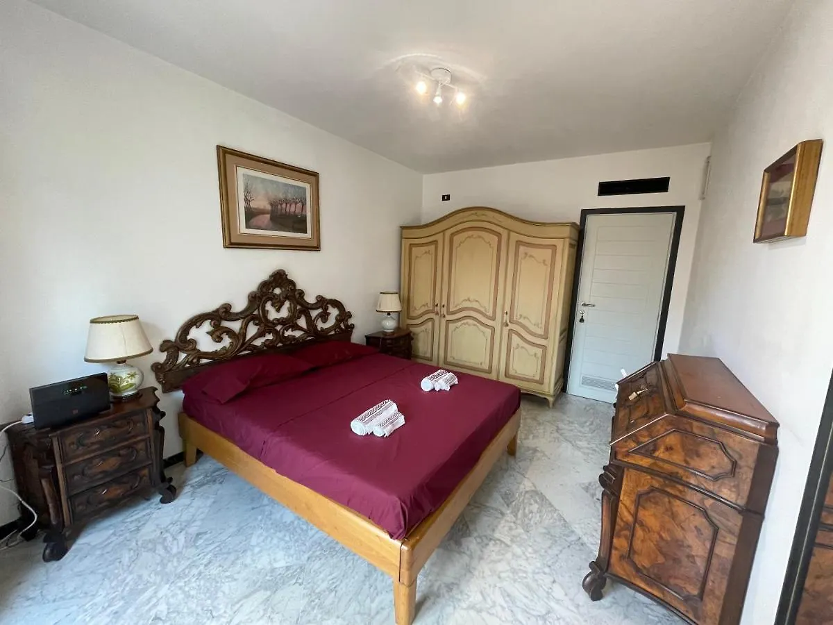 Appartamento Tiziano Viareggio 0*,  Italia